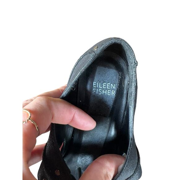 Eileen Fisher Black Leather Seamed Detail Laceup Closed Toe Wedge Heels - 7 - Picture 7 of 11